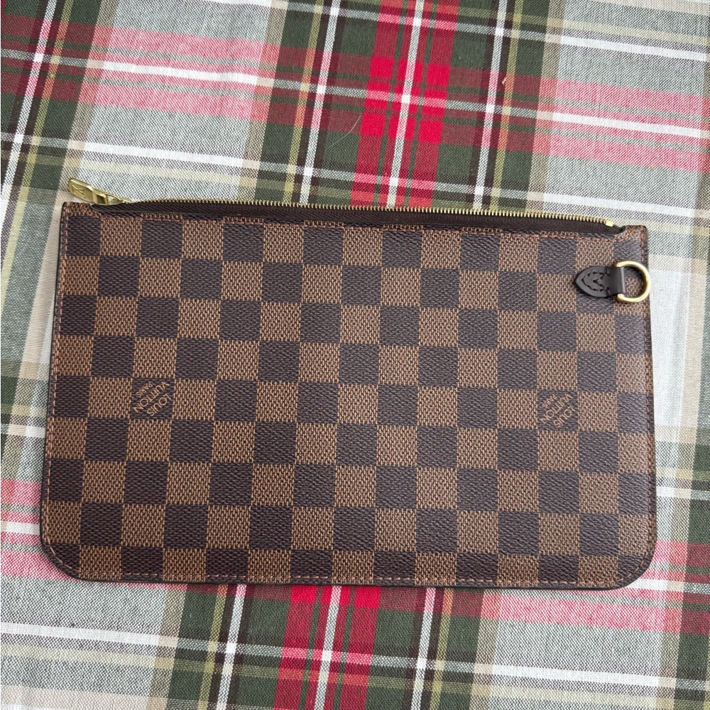 Louis Vuitton pouch/wristlet from GM Neverfull